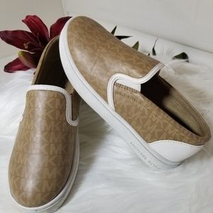 Michael Kors Shoes Girls Ivy Alita Slip on Sz 3